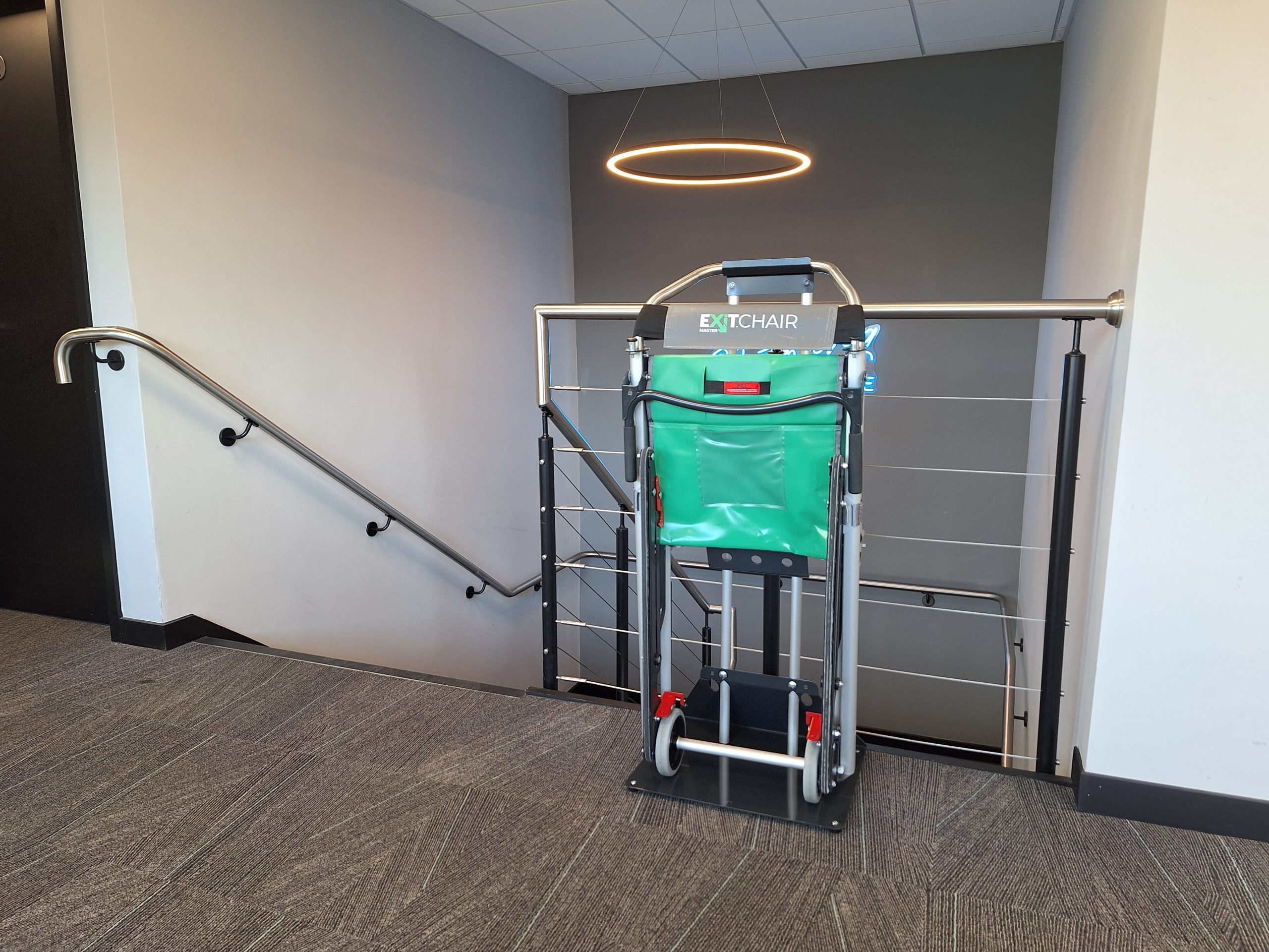 New Exitmaster Versa/Elite Floor Stand